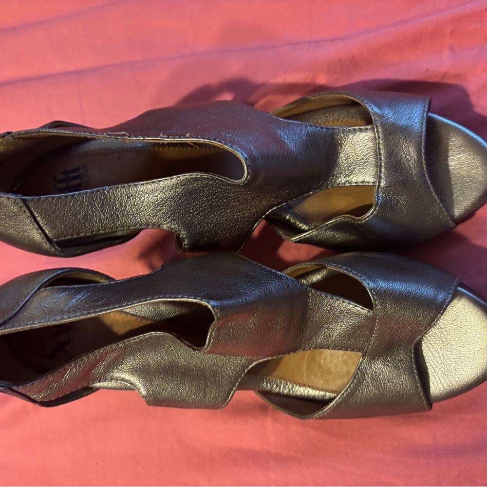 Sofft Metallic heel sandals